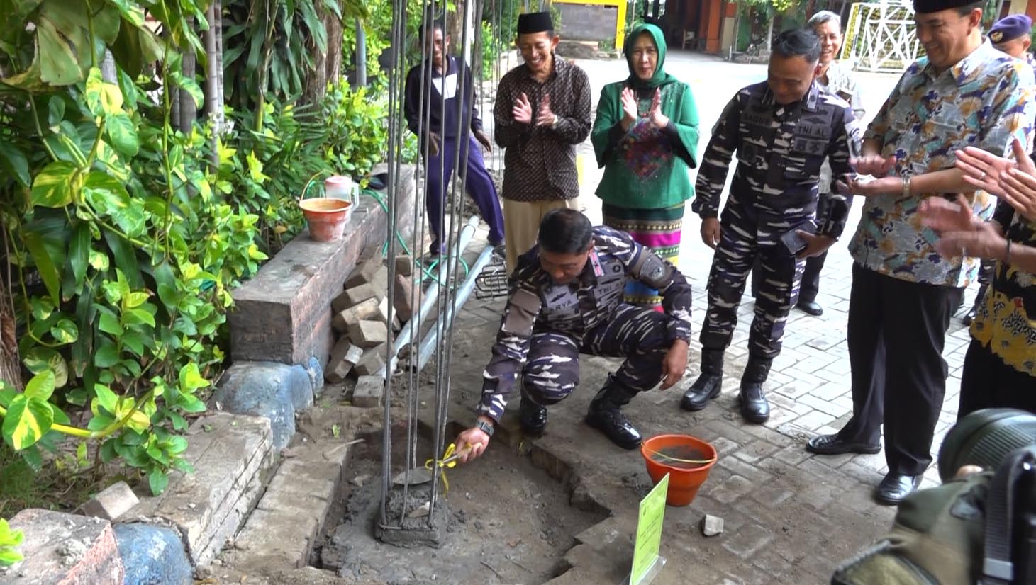 peletakan batu komandan lantamal copy